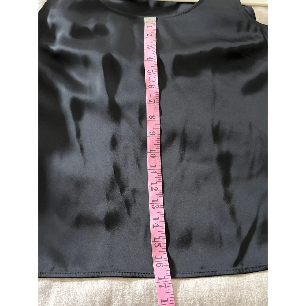 Black Satin Scoop Neck Sleeveless Tank Top Estimated Medium